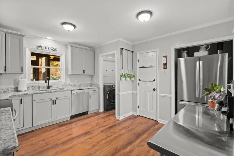 316 Heatherford Drive-15.jpg