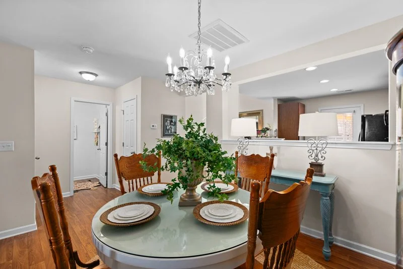 93 Geoffrey Way-9.jpg