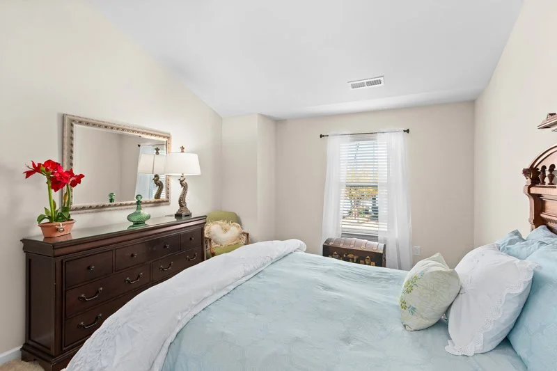 93 Geoffrey Way-26.jpg