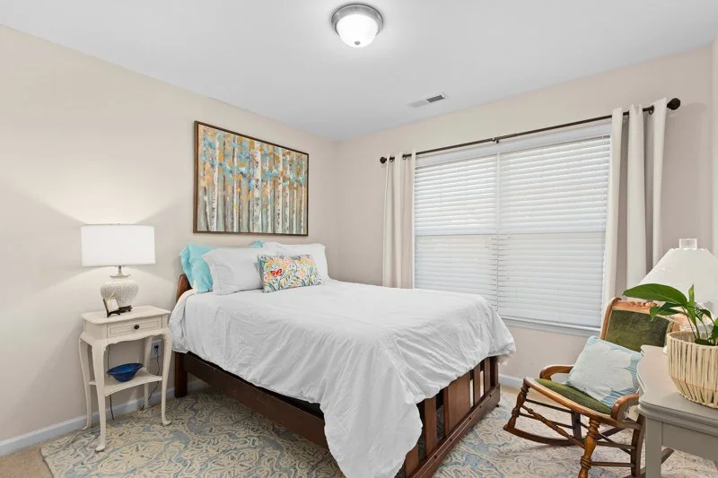 93 Geoffrey Way-33.jpg