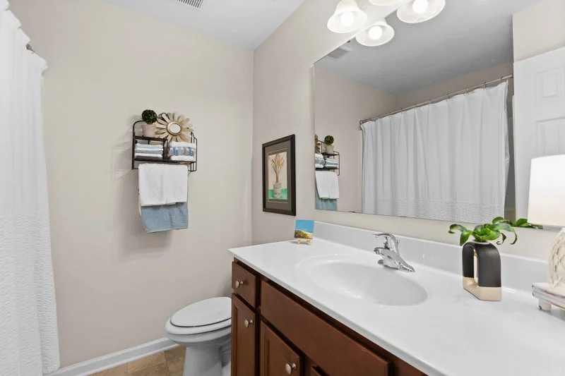 93 Geoffrey Way-34.jpg