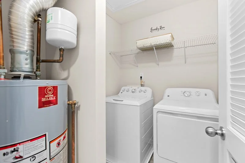 93 Geoffrey Way-35.jpg