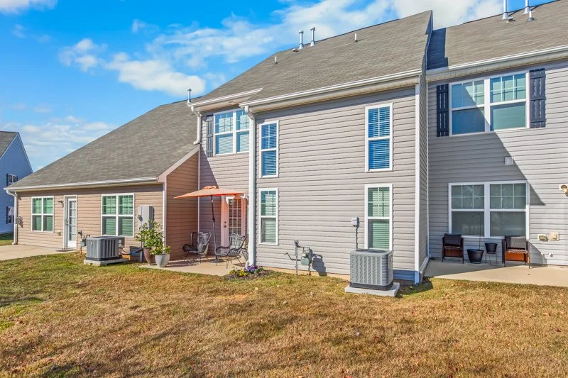 93 Geoffrey Way-39.jpg