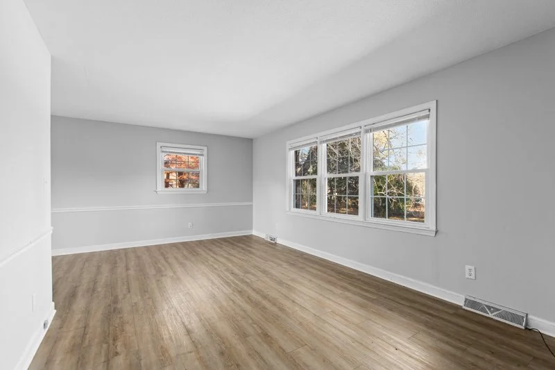 207 Bremen Drive-7.jpg