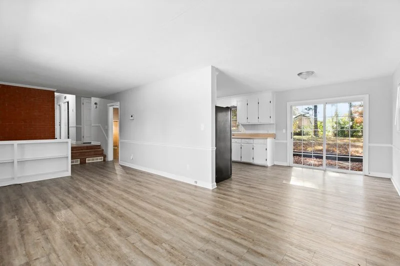 207 Bremen Drive-9.jpg