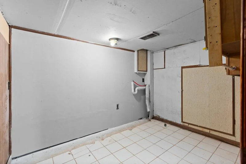 207 Bremen Drive-29.jpg