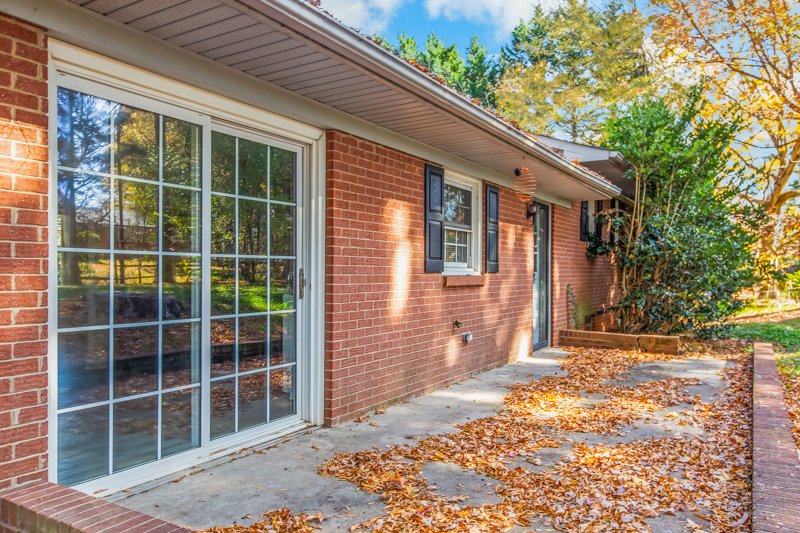 207 Bremen Drive-31.jpg