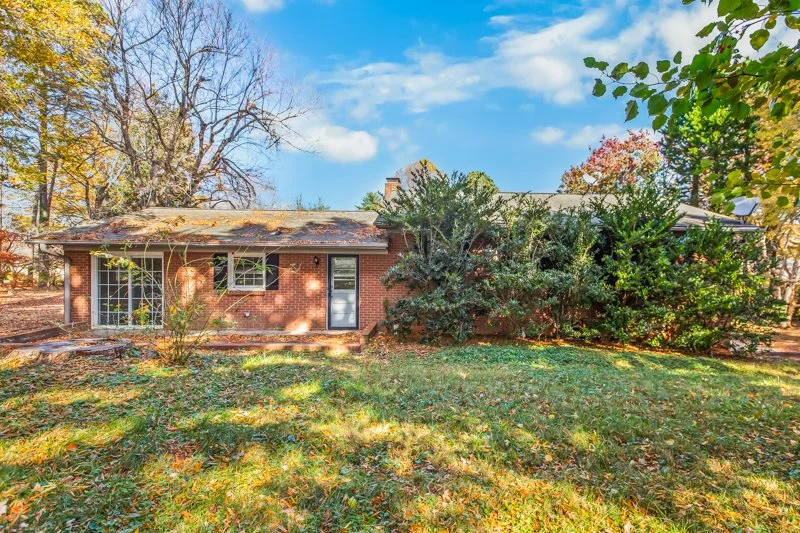 207 Bremen Drive-33.jpg