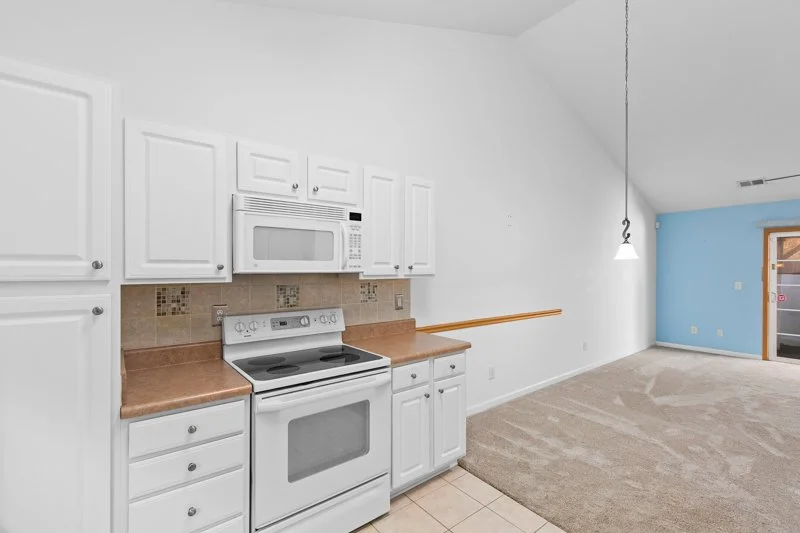 3932 Creekside Court-13.jpg