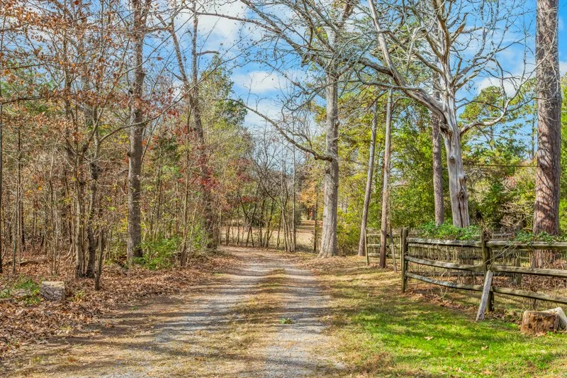 214 Upward Way-3.jpg