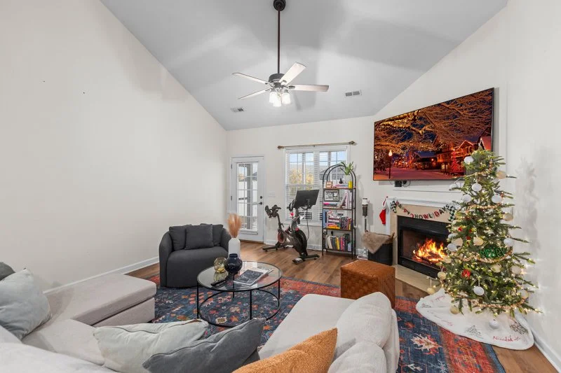 201 Cat Tail Lane-13.jpg