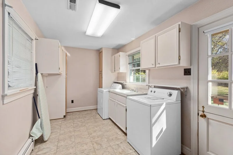 6595 Rollingwood Drive-17.jpg