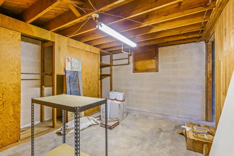 6595 Rollingwood Drive-32.jpg