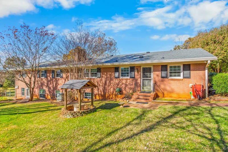 6595 Rollingwood Drive-36.jpg