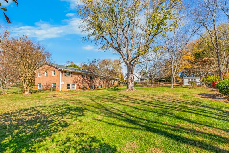 6595 Rollingwood Drive-38.jpg