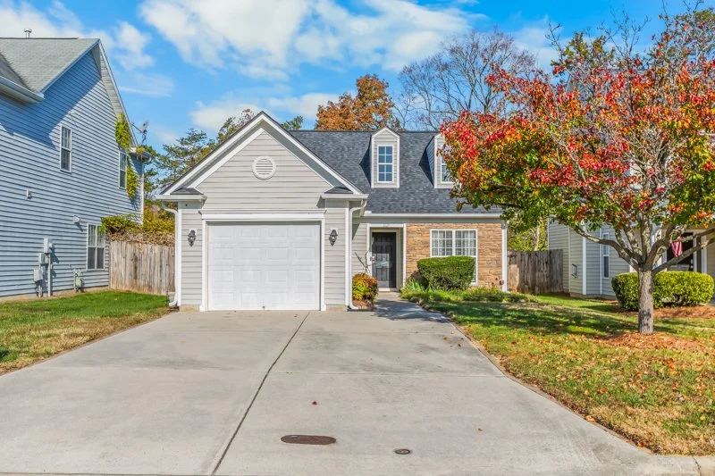 3521 Sunset Hollow Court-2.jpg