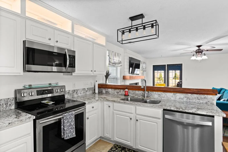 3521 Sunset Hollow Court-18.jpg