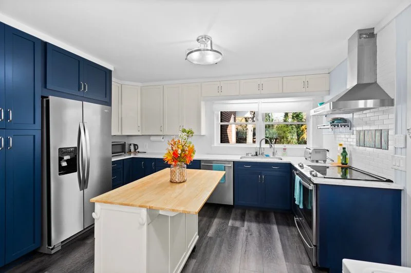 3915 Avera Avenue-17.jpg