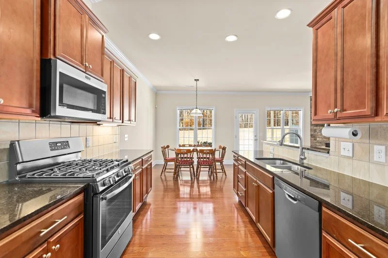 1304 Suzanne Lane-12.jpg