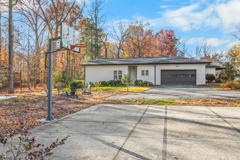 1815 Guilford College Road-45.jpg