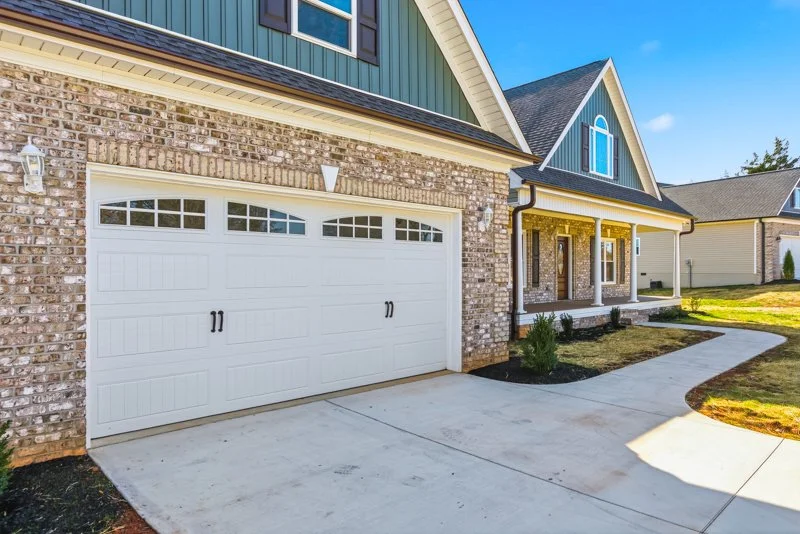 1622 Country Club Road-6.jpg