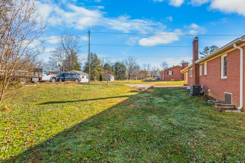 131 Hilda Drive-33.jpg