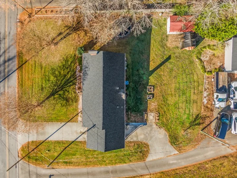 131 Hilda Drive-36.jpg