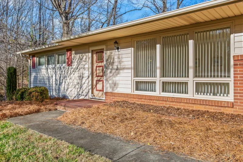 405 Academy Street-8.jpg