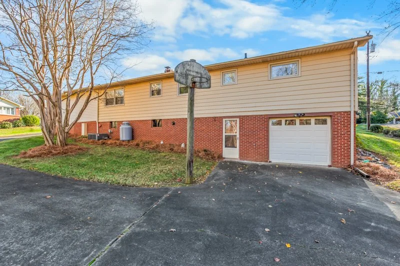 405 Academy Street-37.jpg