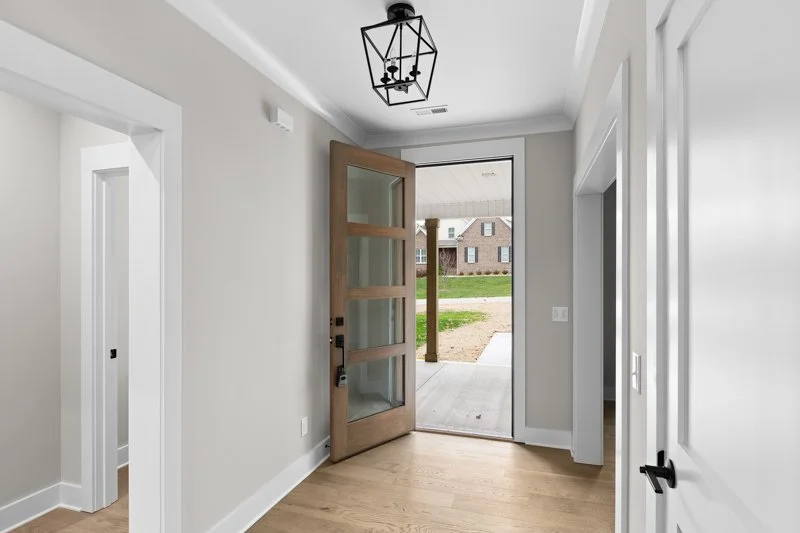 447 Wentworth Drive-7.jpg