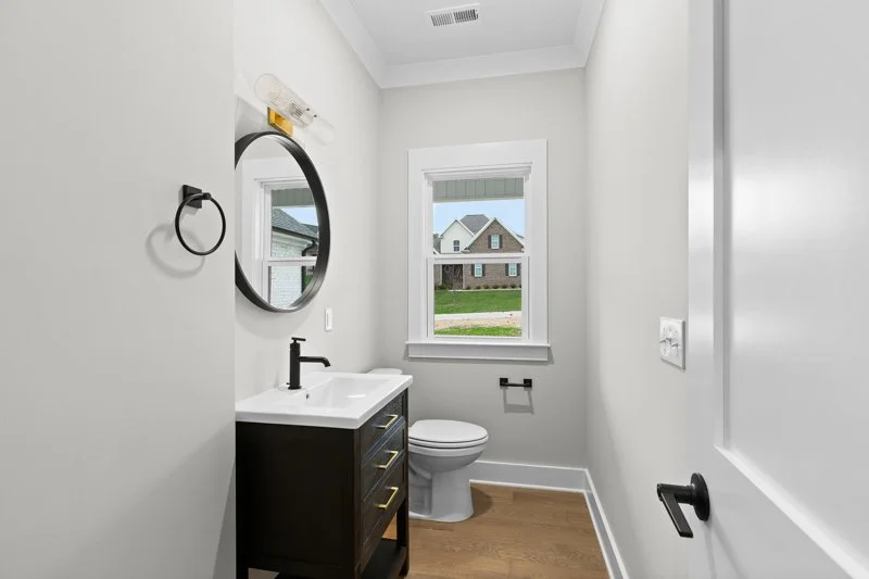 447 Wentworth Drive-23.jpg