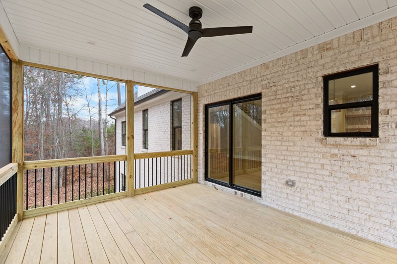 447 Wentworth Drive-45.jpg