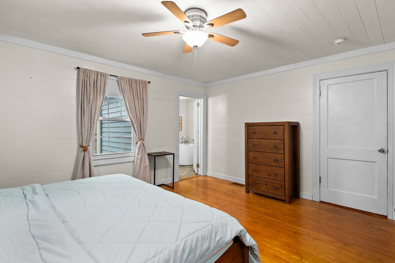 3815 Shattalon Drive-17.jpg