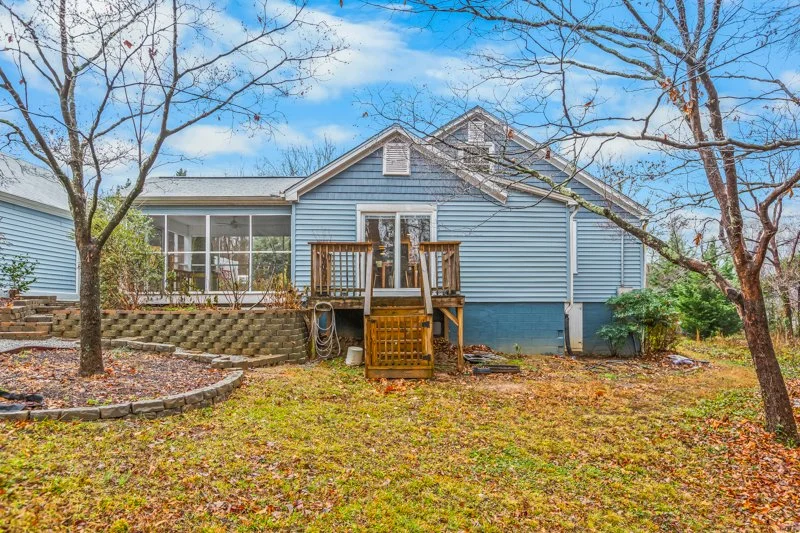 3815 Shattalon Drive-33.jpg