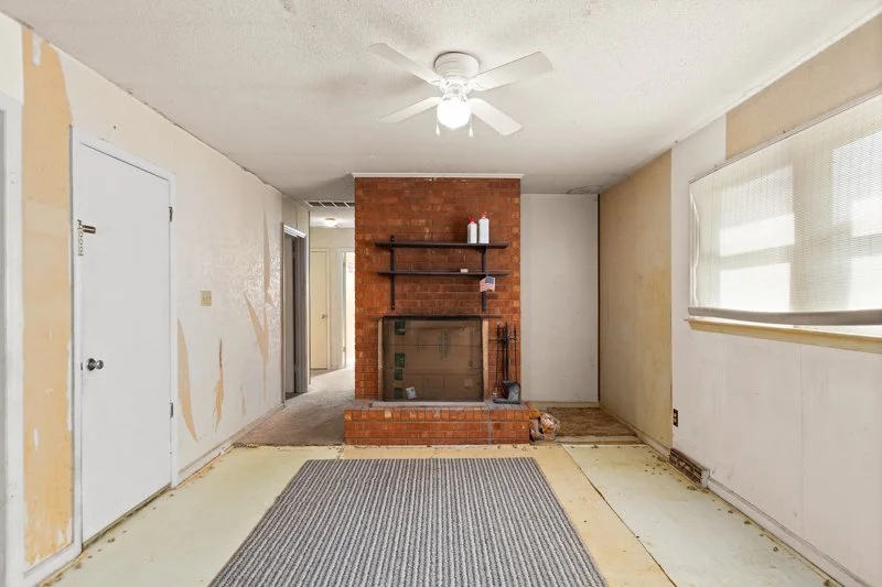 220 Kerner Knolls Drive-10.jpg