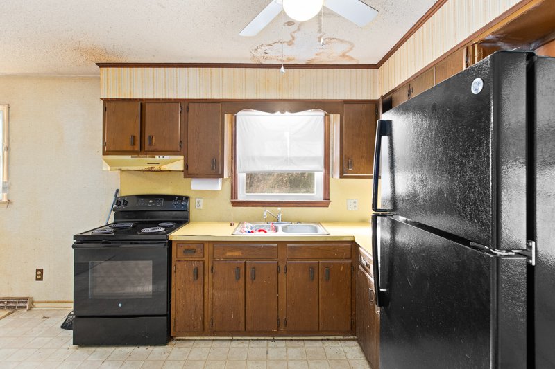 220 Kerner Knolls Drive-14.jpg