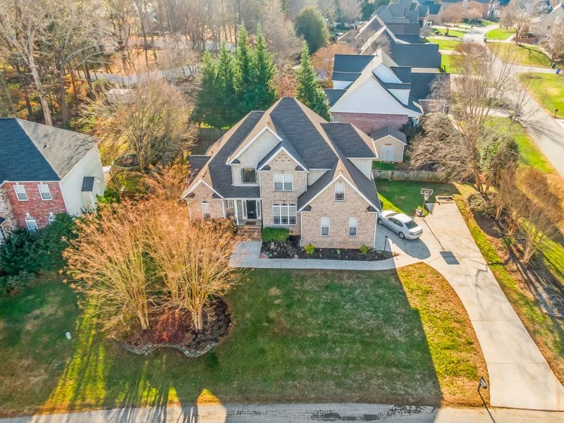 5111 Spiral Wood Drive-2.jpg