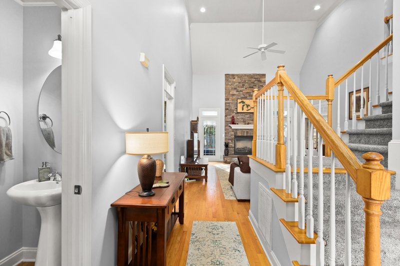 5111 Spiral Wood Drive-6.jpg