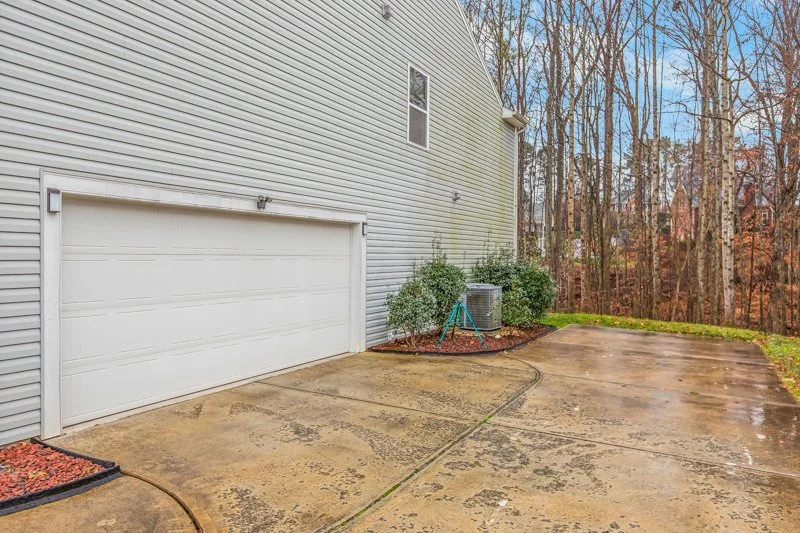 431 Shady Grove Court-3.jpg