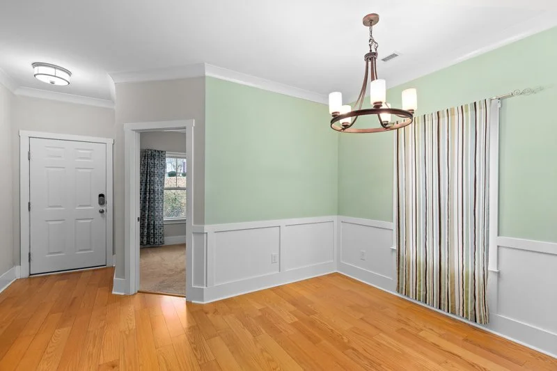 431 Shady Grove Court-10.jpg