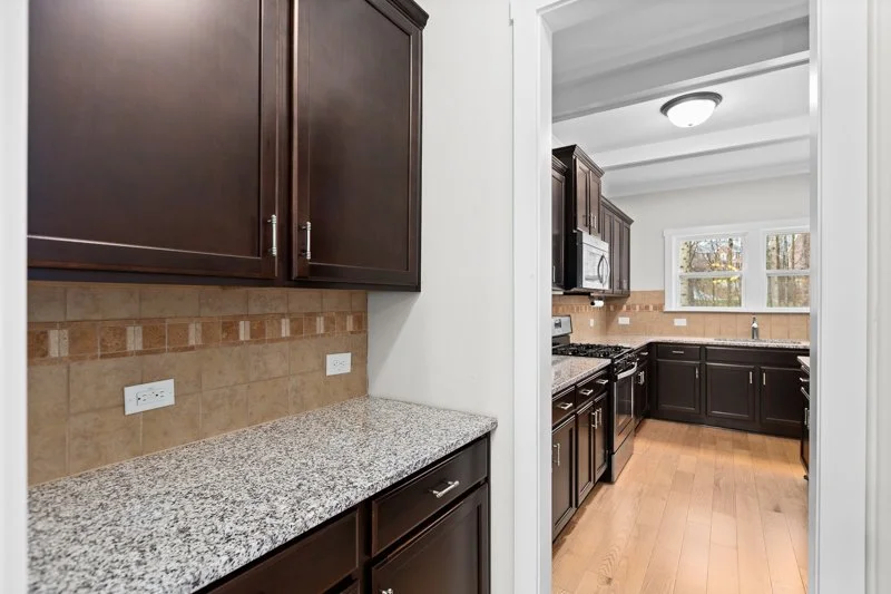 431 Shady Grove Court-13.jpg