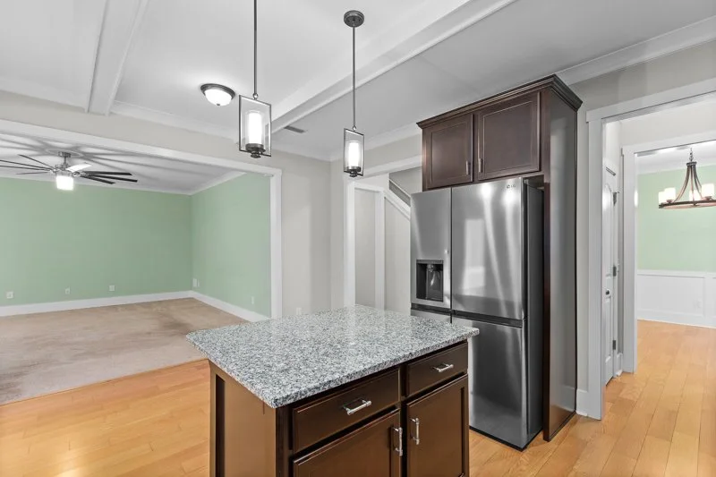 431 Shady Grove Court-18.jpg