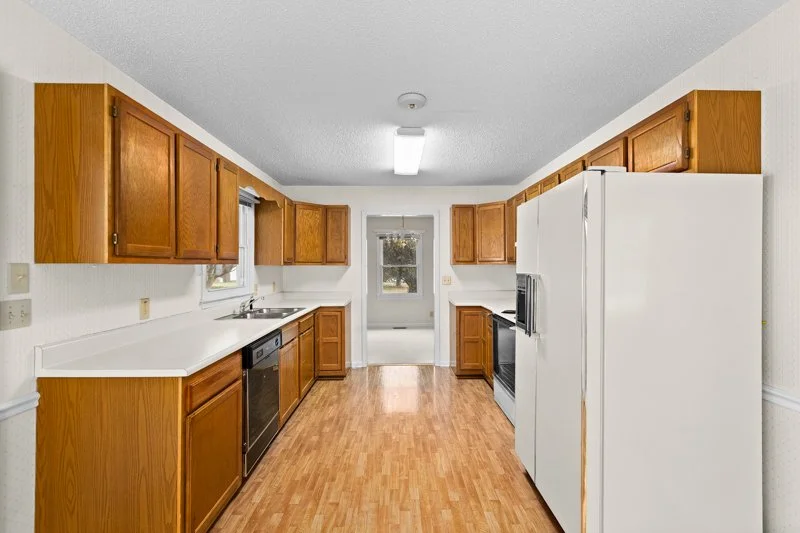 209 Rivermeade Drive-8.jpg