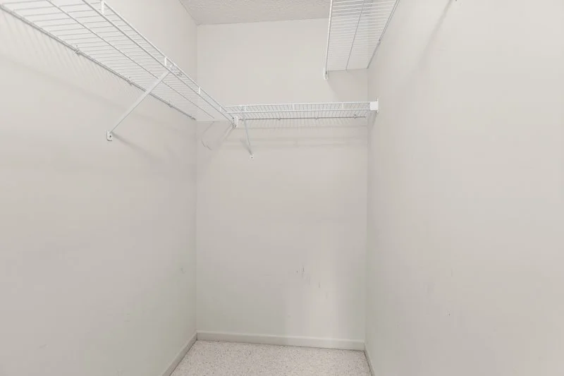 209 Rivermeade Drive-23.jpg