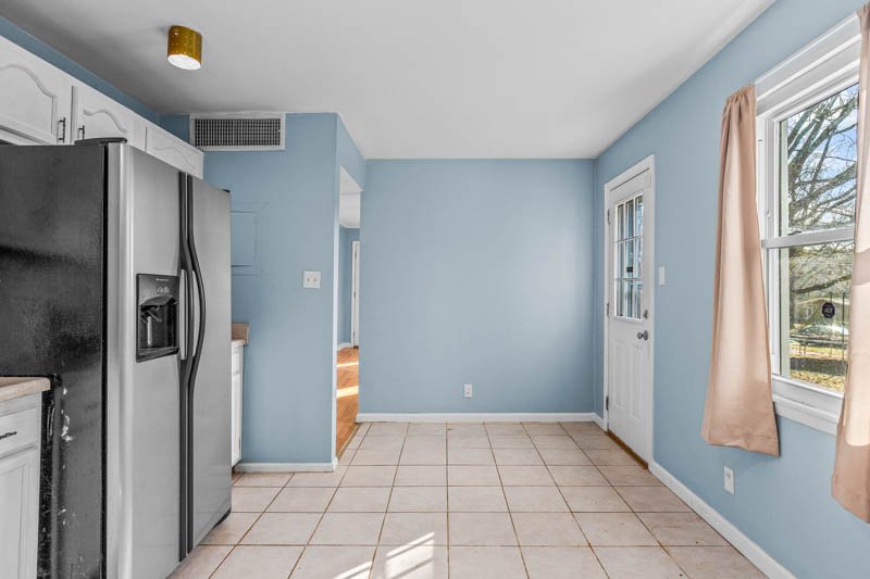 2310 Blecker Drive-11.jpg