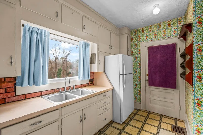 800 South Sunset Drive-16.jpg