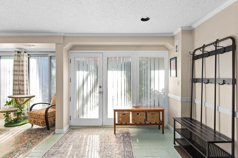 216 Knollwood Drive-10.jpg