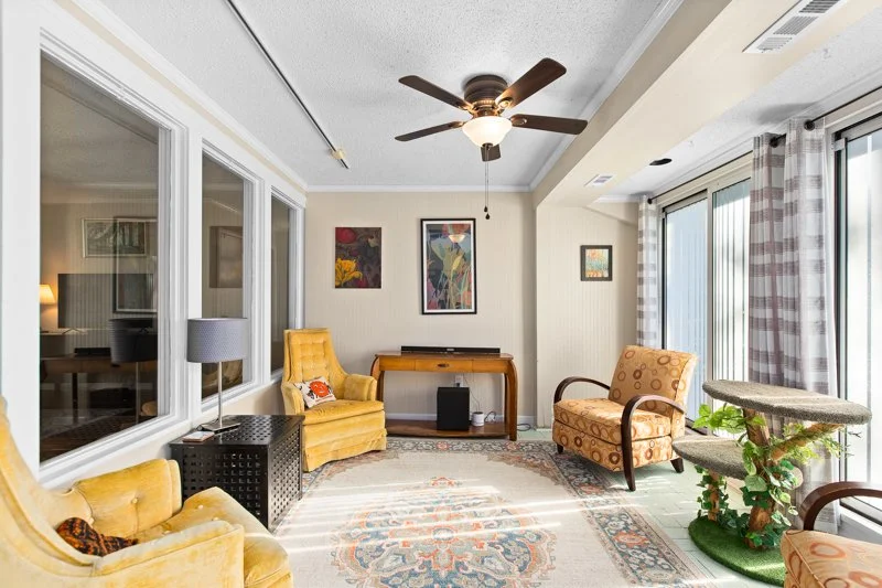 216 Knollwood Drive-11.jpg