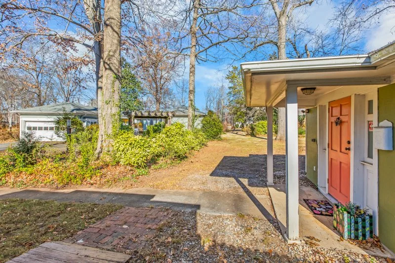 216 Knollwood Drive-35.jpg