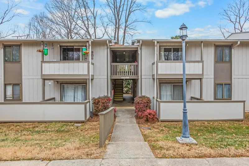 2250 Sunderland Road #23B-10.jpg